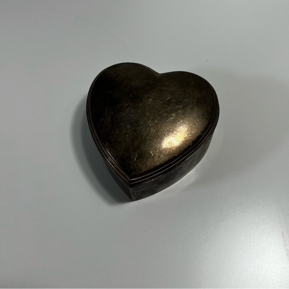 Vintage Silver Plated Heart Shaped Trinket Jewelry Box with Lid White Velvet